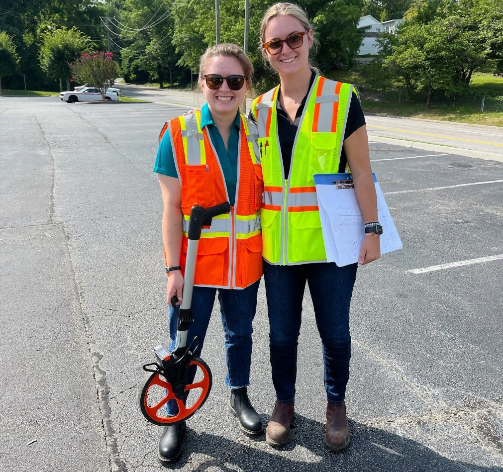 Interns in Raleigh, North Carolina prepare for a day in the field. 