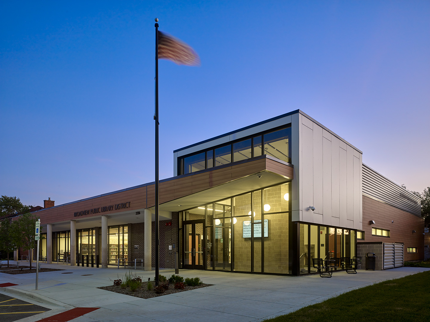 Broadview Public Library. Photo courtesy of Dewberry. Mariusz Mizera, photographer.