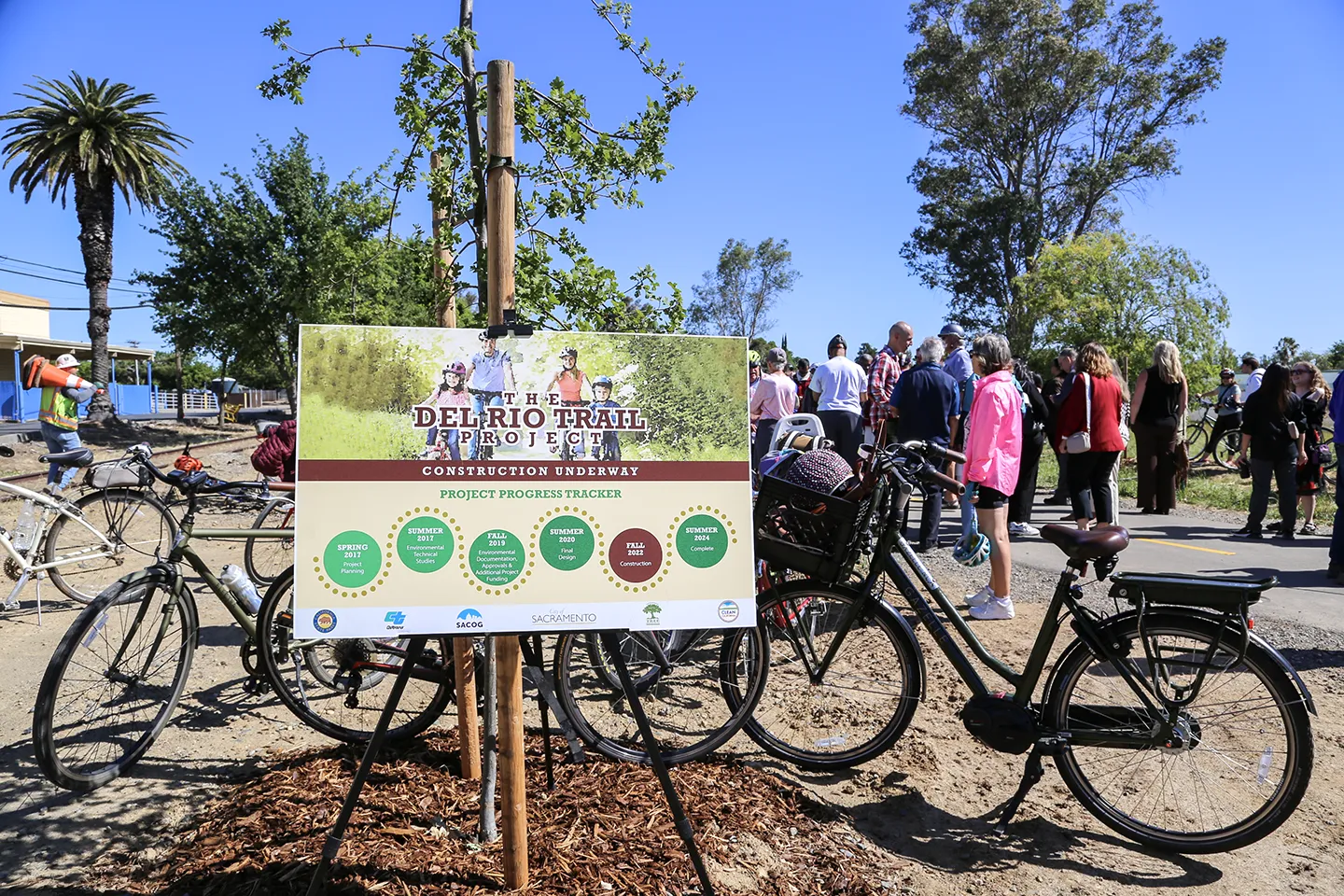 The Del Rio Trail supports Sacramento’s Bikeway Master Plan.