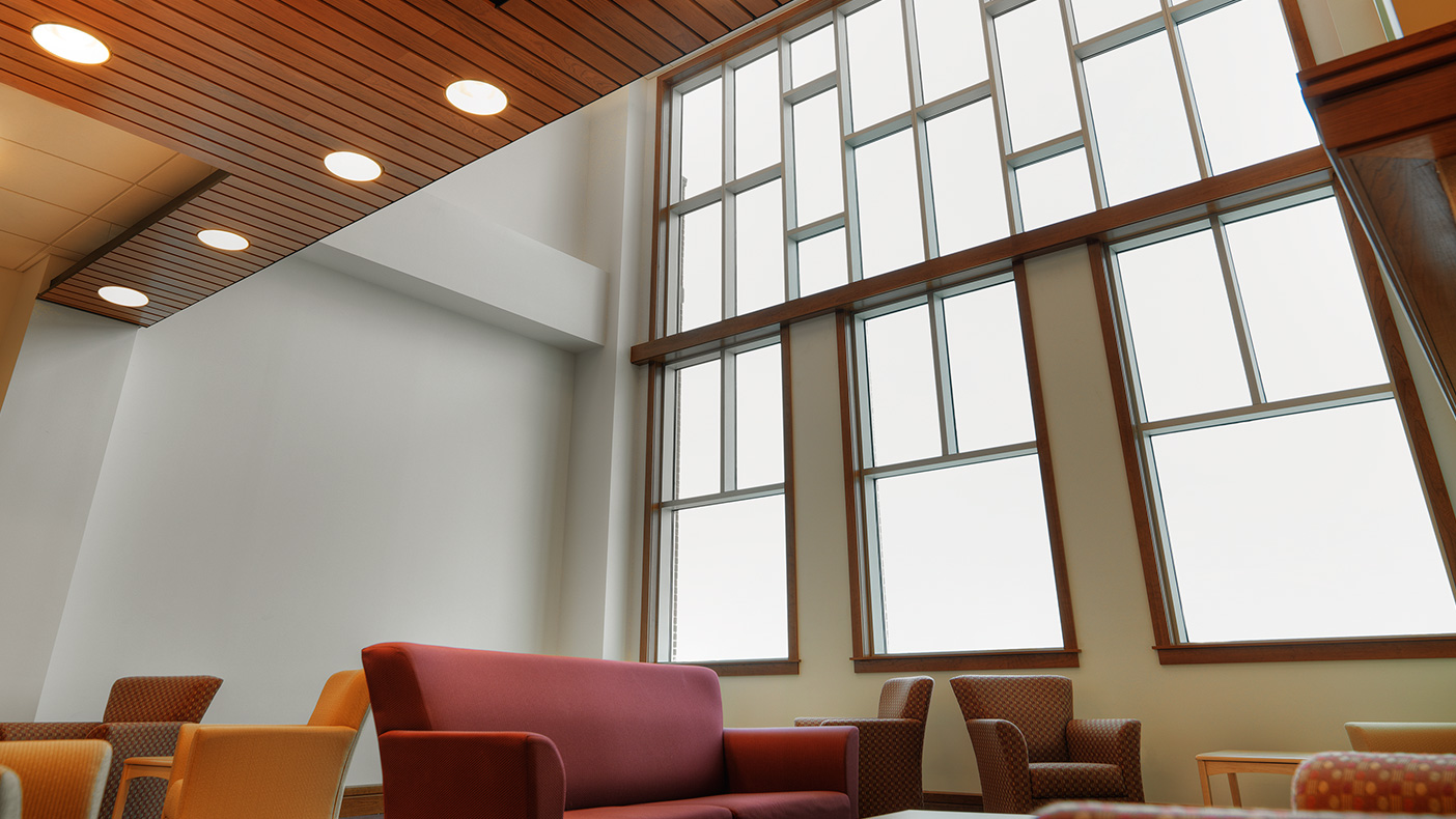 Extensive use of daylighting throughout the library creates a bright and inspiring interior space while reducing electricity consumption.
