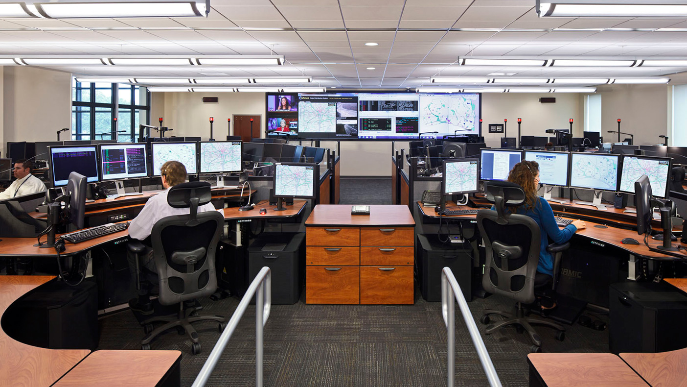 The headquarters accommodates an advanced criminal investigations lab, secure property and evidence storage, community meeting space, and a shared police/fire emergency communications center.