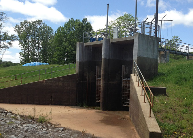 One of the many regulated structures found in the Red Chute Bayou watershed. Pictured is the Red Chute Bayou Cross Bayou structure used to regulate flow with the Flat River.  