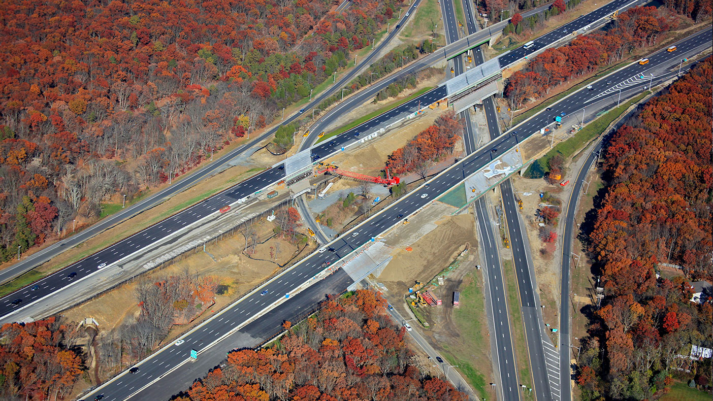 We managed the program and coordinated with the NJTA; the New Jersey Department of Transportation; Ocean and Monmouth Counties; municipalities; utilities; regulatory agencies; and the public.