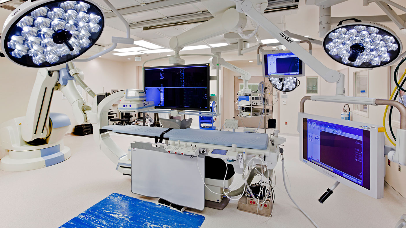 For the Houston Methodist Hospital’s Dunn Building hybrid operating room, we completed design and new construction in 15 months.