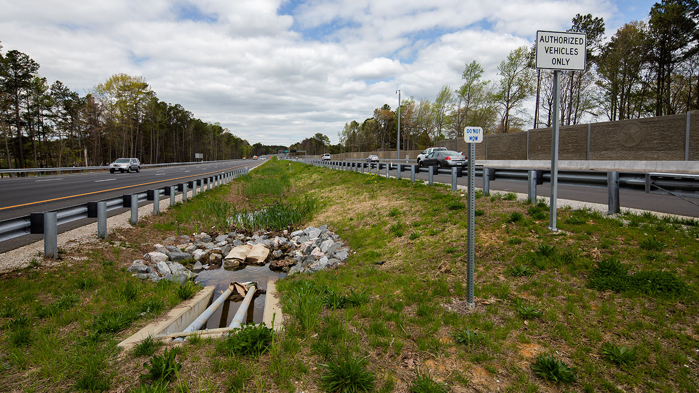 As lead engineer, we were responsible for the completion of design field surveys, environmental permitting and documentation, and quality control during construction.