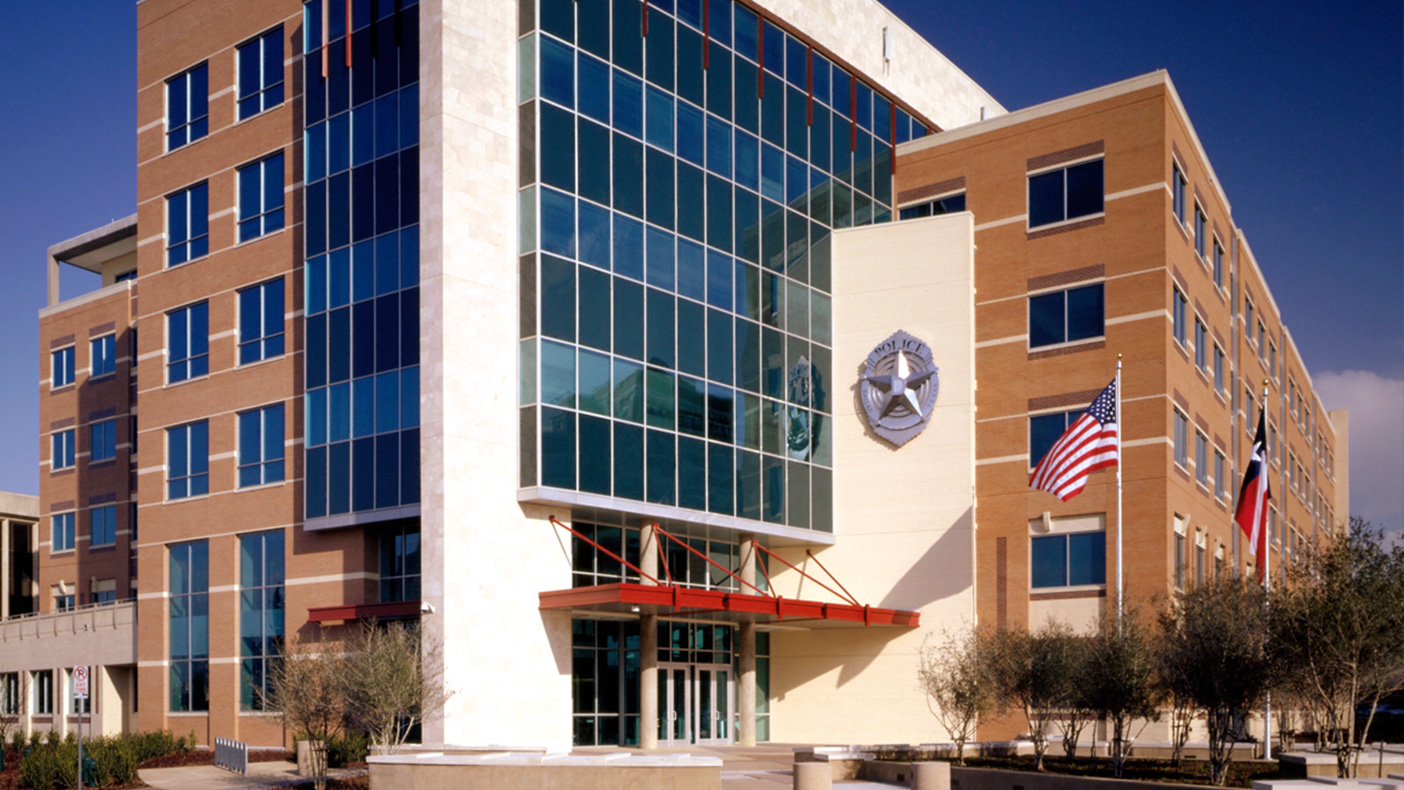 The Jack Evans Police Headquarters was the first LEED® Silver-certified project for the City of Dallas, earning an EPA Phoenix Award for excellence in brownfield redevelopment.