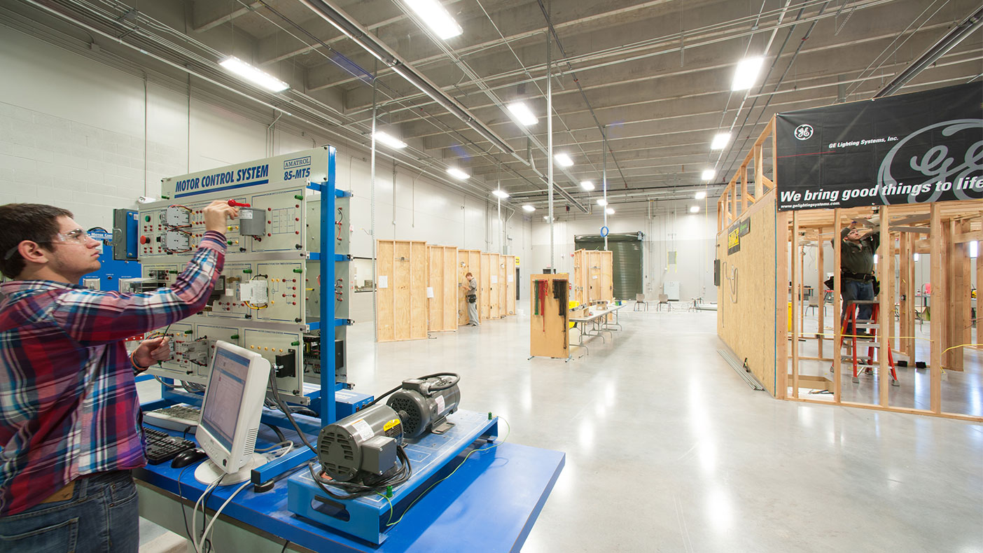 With no cooling needed in major lab spaces due to lack of use in summer, more space was made available for high-bay lab space.