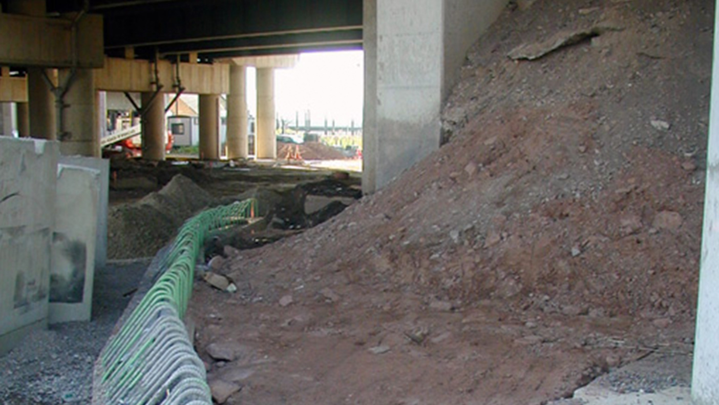 During construction, we resolved significant geotechnical and environmental issues by innovatively using right-of-way that was available to New Jersey Turnpike Authority to satisfy NJDEP regulations, saving the cost of purchasing additional ROW.