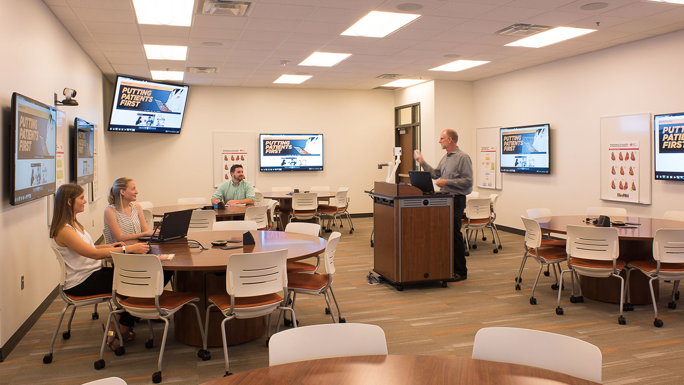 The team identified active learning as integral in the teaching of the curriculum and developed several types of spaces to increase opportunities throughout the building.