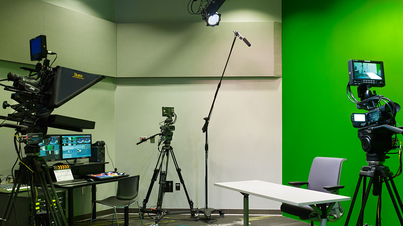 In the sound-proofed video production room Apple laptops, ipads, ipods, green screen technology, drum kits, and electronic equipment are available.