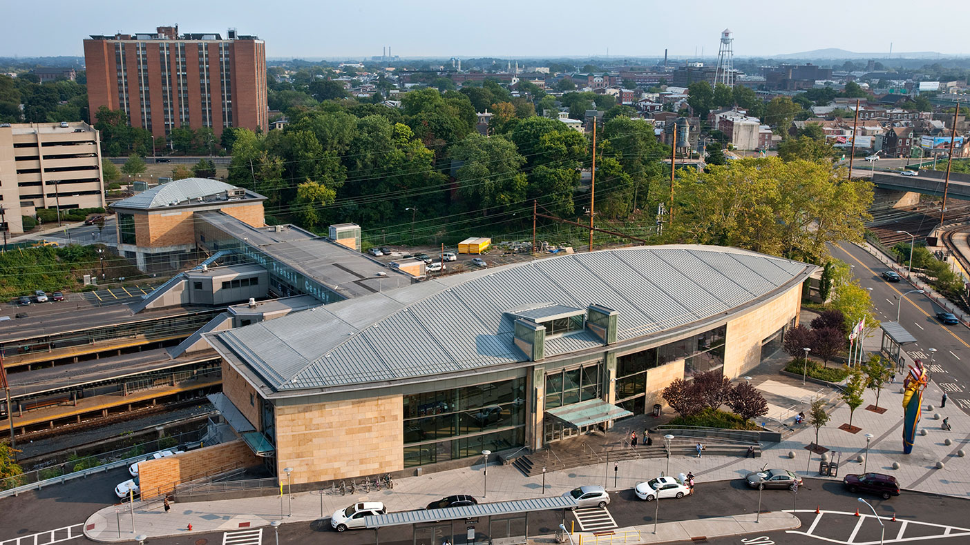 We provided an in-depth inspection of all station facilities, including elevator towers, station building structures, and the concourse structure over the tracks and platform.