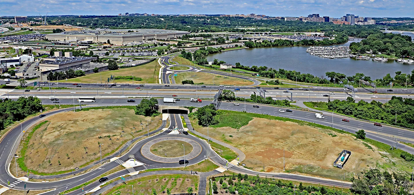 Prior to improvements, the interchange remained generally unchanged since its construction with the Pentagon Reservation prior to World War II in the 1940s. The Pentagon is pictured in the background. Photo courtesy Shirley Contracting Company, LLC.