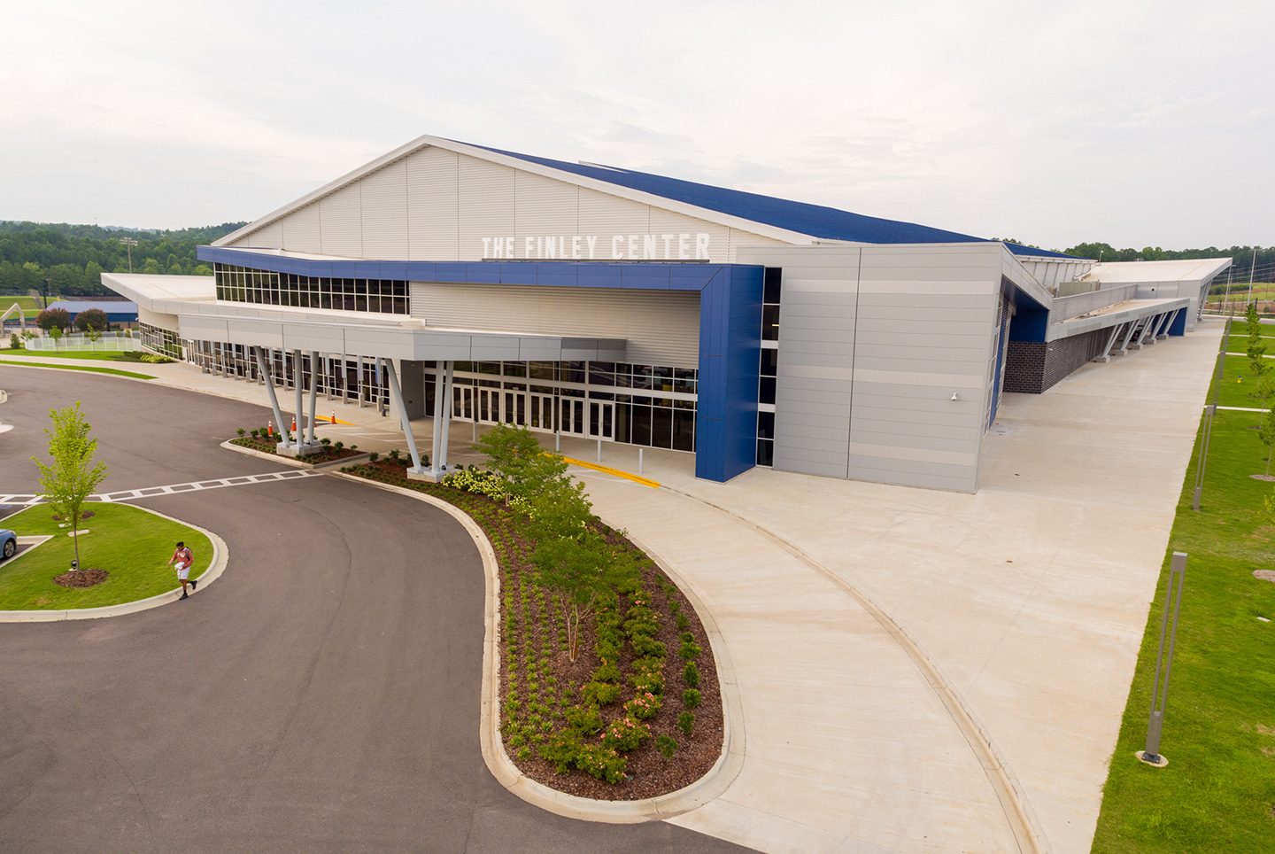 The Finley Center is home to a variety of sporting facilities, including basketball, volleyball, climbing, and track.